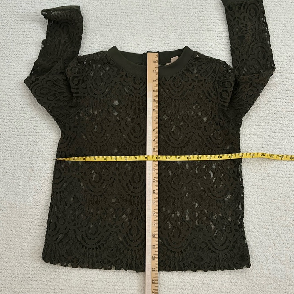 BANANA REPUBLIC CORDED LACE, GREEN BLOUSE WITH BACK BUTTONS- SIZE XS - Picture 12 of 17